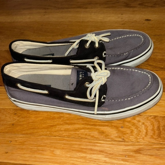 Sperry Boat Shoe - Picture 1 of 3